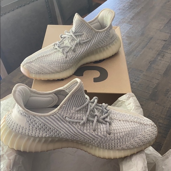 Yeezy Boost 350 V2 Lundmark Non reflective - Picture 3 of 6